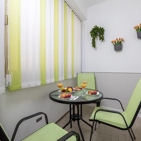 רייקה Apartment City Flower מראה חיצוני תמונה